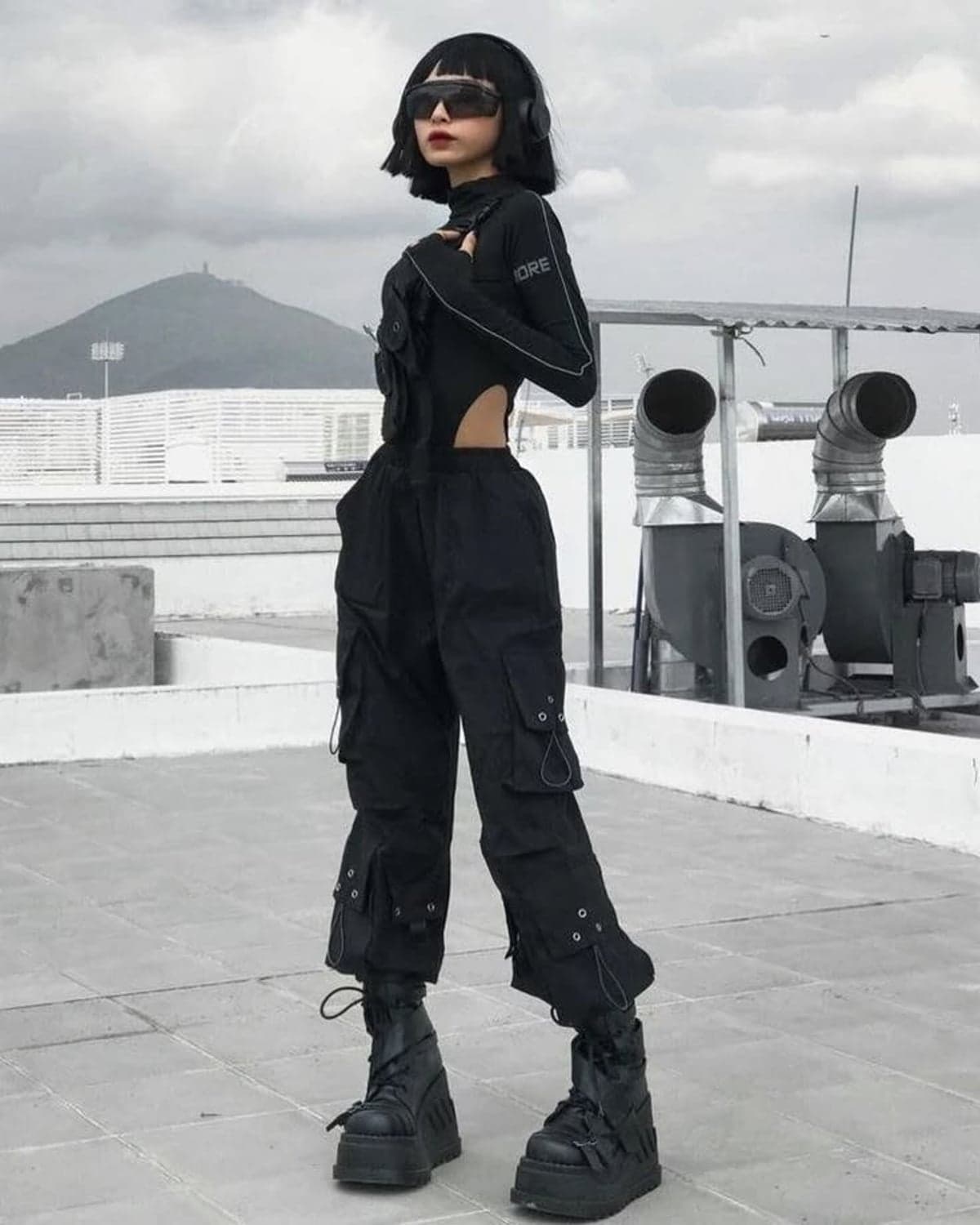 Berlin Techno aesthetic — example fit